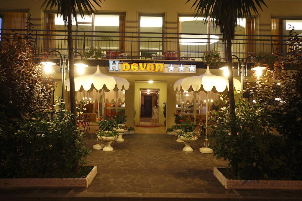 Hotel Devon Rooms & Breakfast تْشيزيناتيكو المظهر الخارجي الصورة